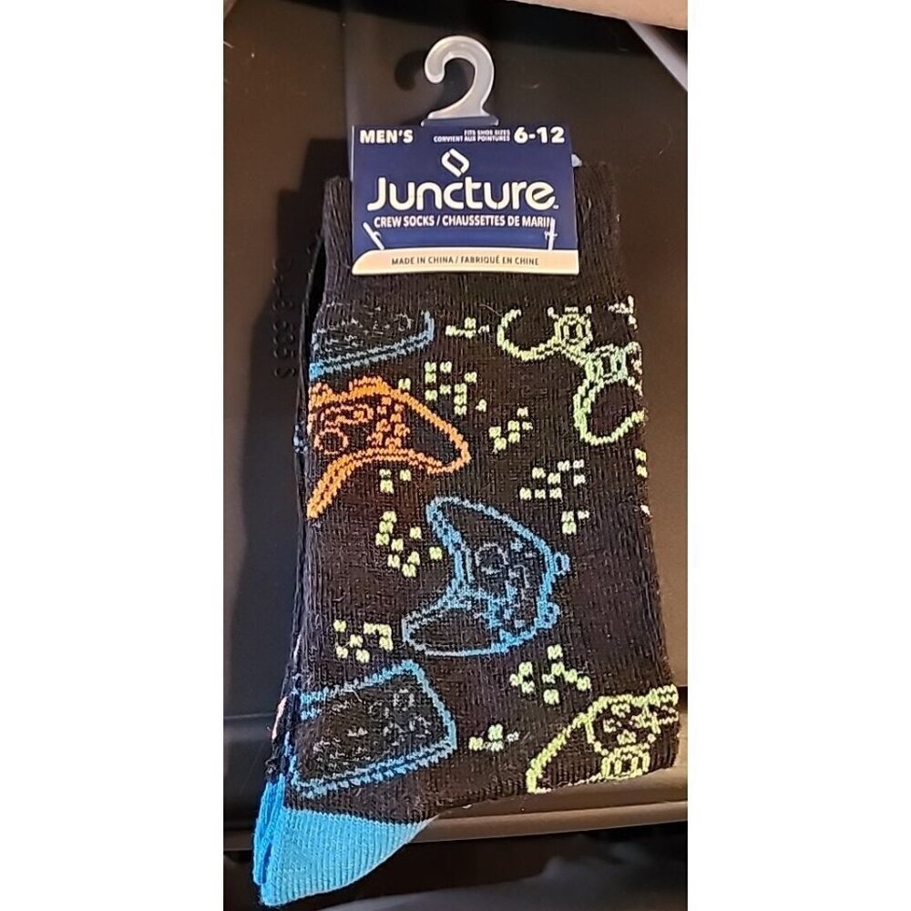 Gamers Juncture Black One Pair Men's Socks Size 6-12 *VIDEO GAME* Gamers Novelty